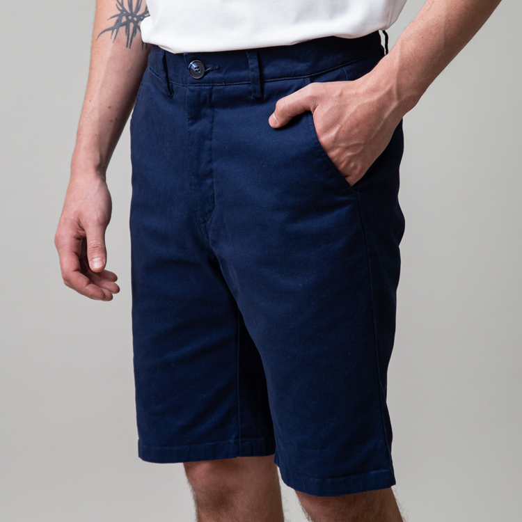bermuda azul estructura plana lisa marca business casual slim 148193 AZUL 1