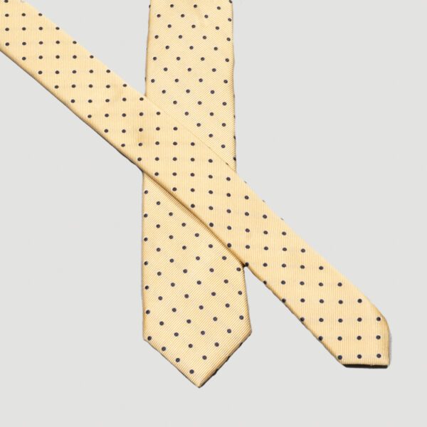 corbata amarilla diseno de puntos marca colletti slim 157730 AMARILLO 2