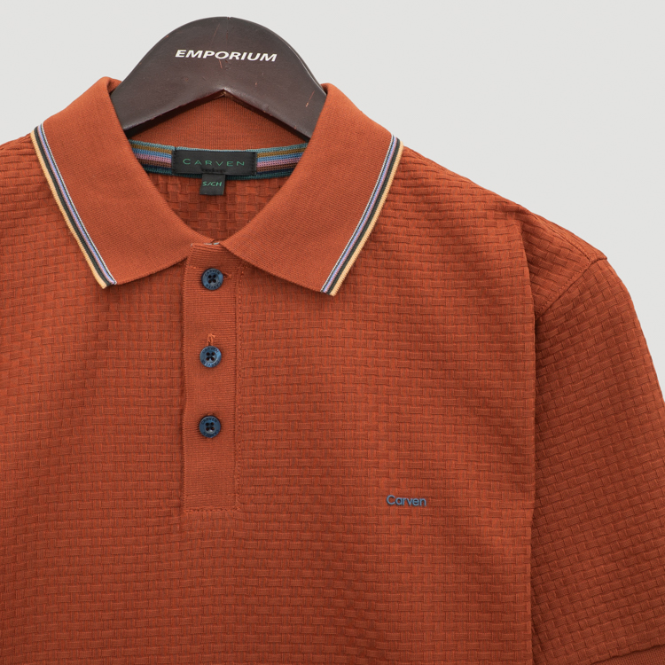 polo caf estructura labrada marca carven slim 167160 CAFE