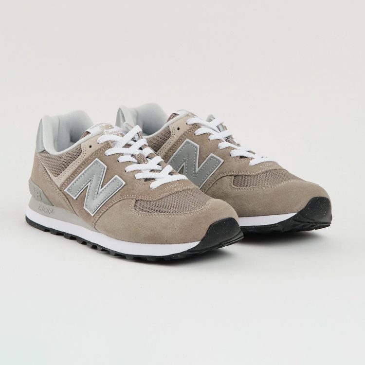 sneakers gris estilo ml574evg d marca new balance cl sico 136116 330937 1